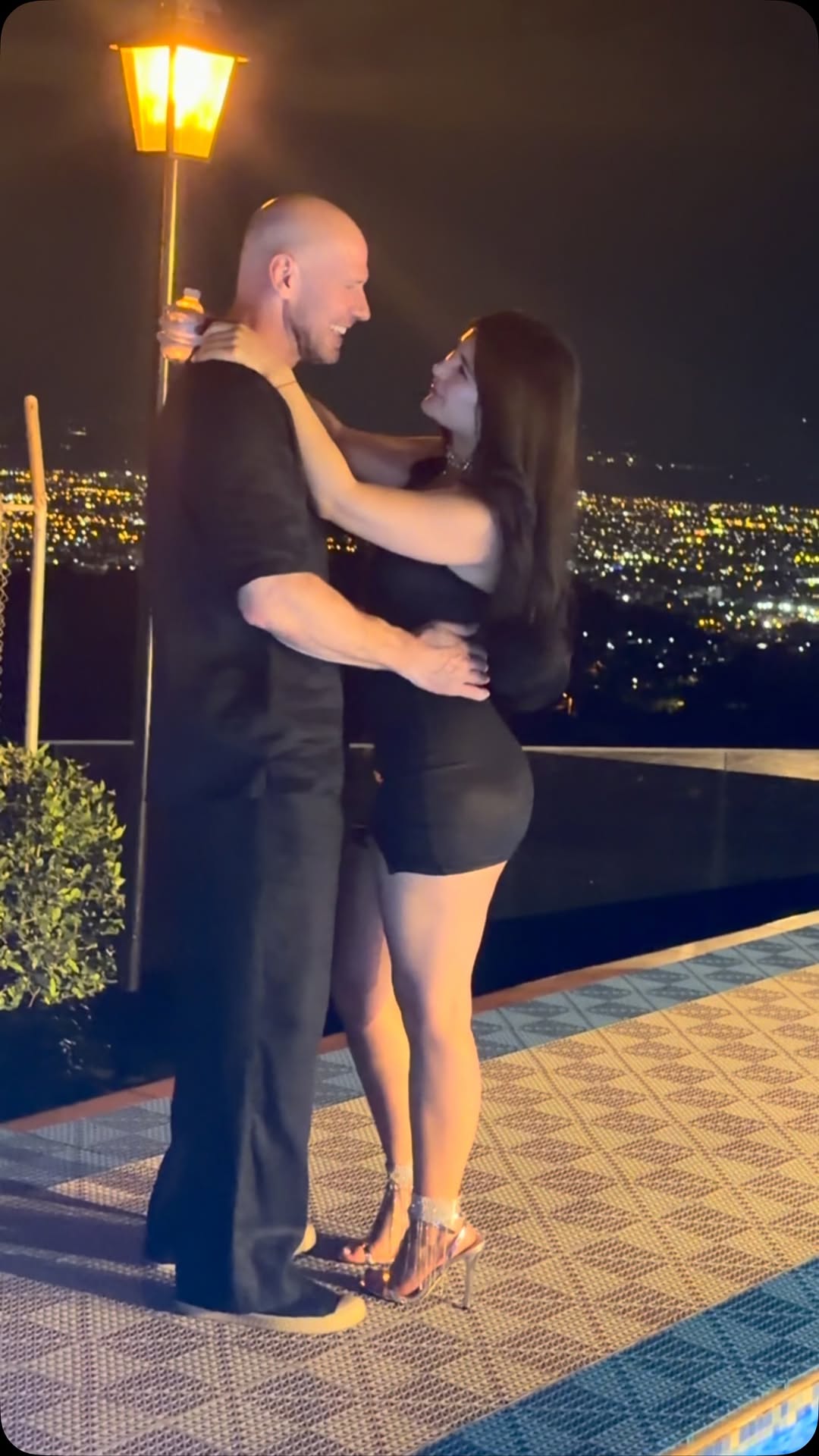 Gracias a mi Doctor por cuidar de mi salud 🙏🏻 💗 - Beautiful Latina Video | Secreto Mio Perfect Latina