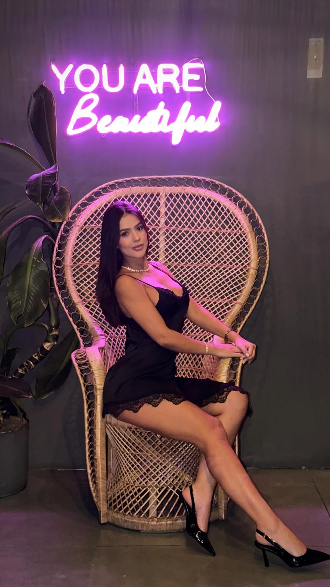 Abella Croft porn video - Secreto Mio