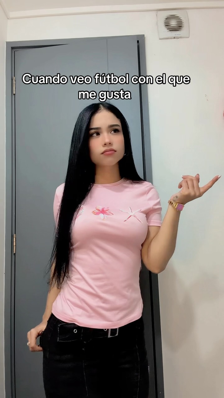 #parati 🌷 - Beautiful Latina Video | Secreto Mio Perfect Latina