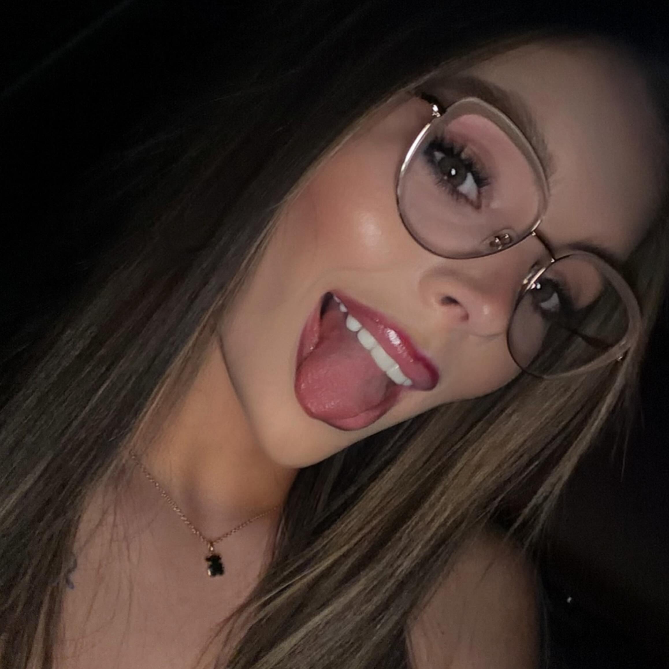 En distintas versiones
La ultima es mi favorita, explica de donde viene lo Diva❤️‍🩹 4