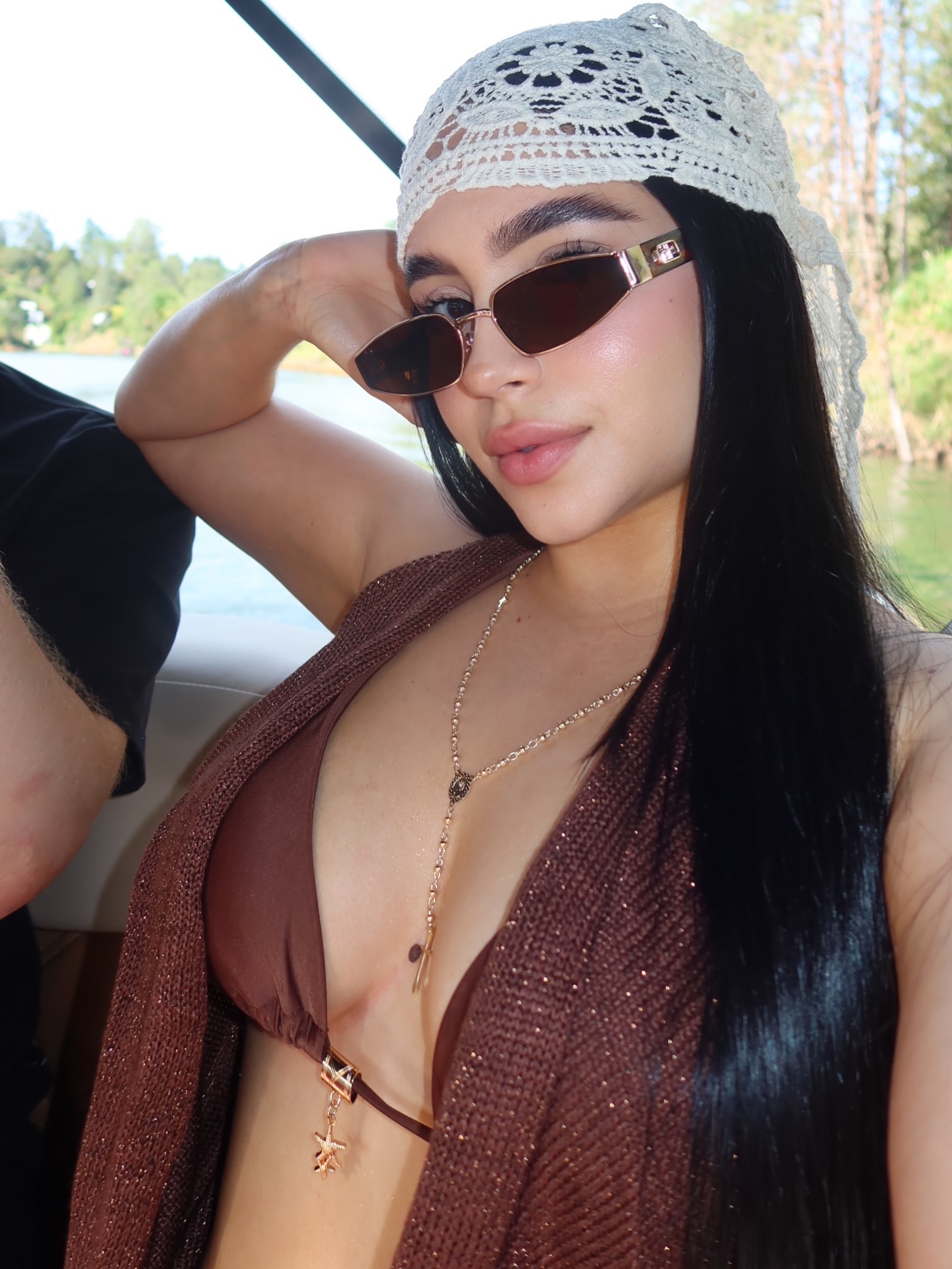 Una escapadita 🥥🌴🌊 - Beautiful Latina Video | Secreto Mio Perfect Latina
