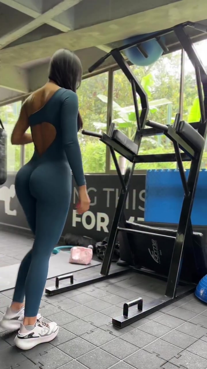 Do you dare to try with me? 😉

#eeuu🇺🇸❤️ #gymtime #explore porn video - Secreto Mio