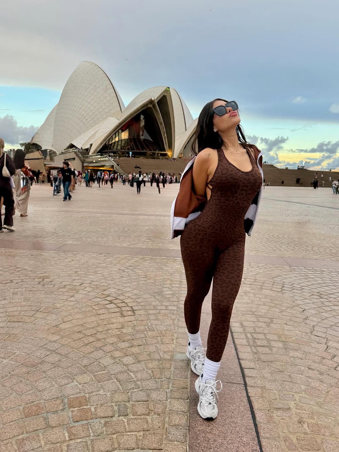 Sidney, qué manera tan bonita de existir🌃🥹💙 porn video - Secreto Mio