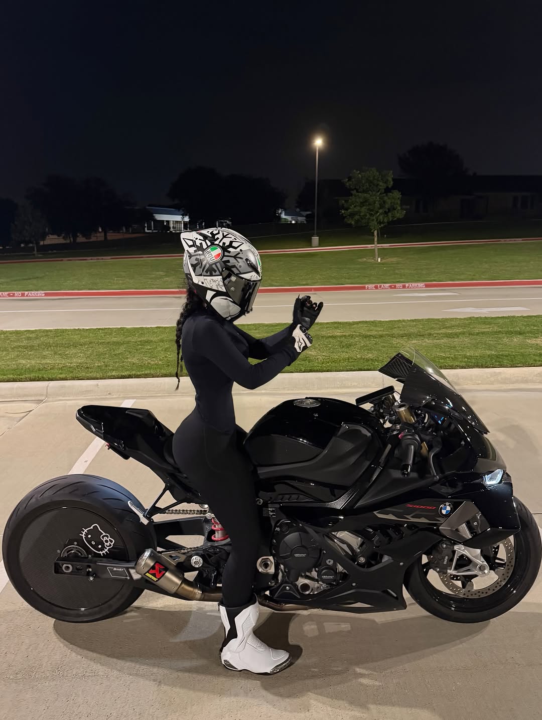 never knew somebody like u.

#foryou #biker #bikergirl porn video - Secreto Mio