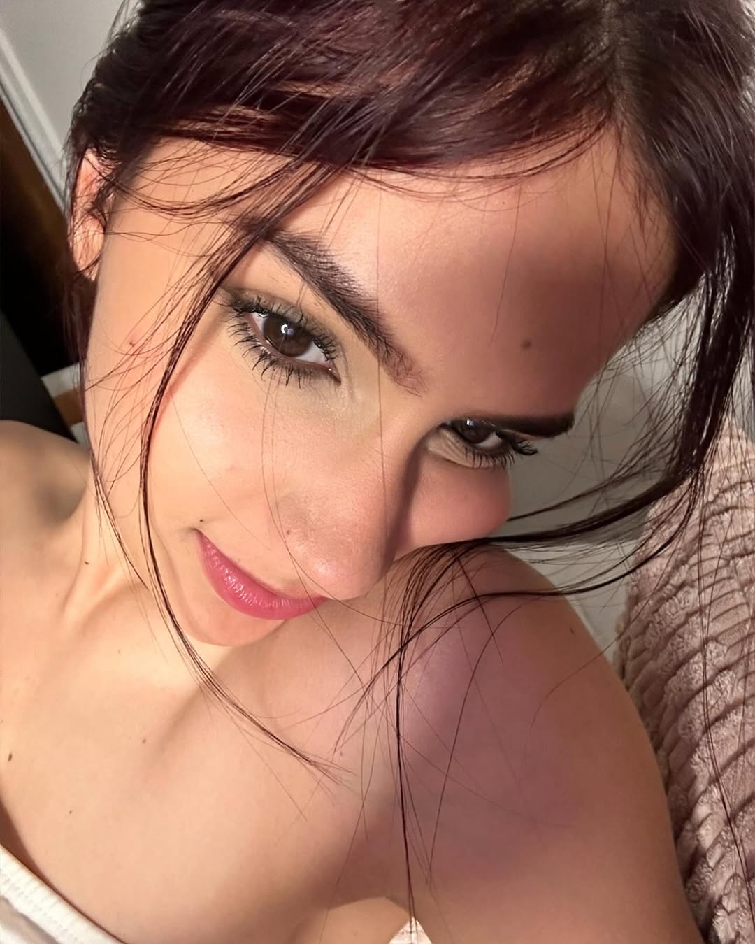 Buenas noches gente de ig:)) (en la ultima foto se me ven tannntos lunares, parezco🍪) porn video - Secreto Mio