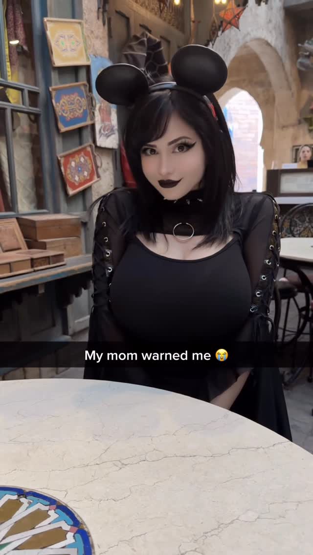 At Disney world of all places lol 

#goth #alt #gothgirl porn video - Secreto Mio