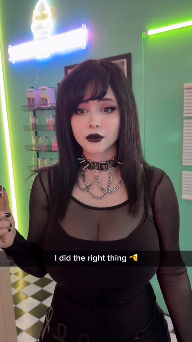 It’s always the same problem every time 

#gith #gothgirl #lol porn video - Secreto Mio
