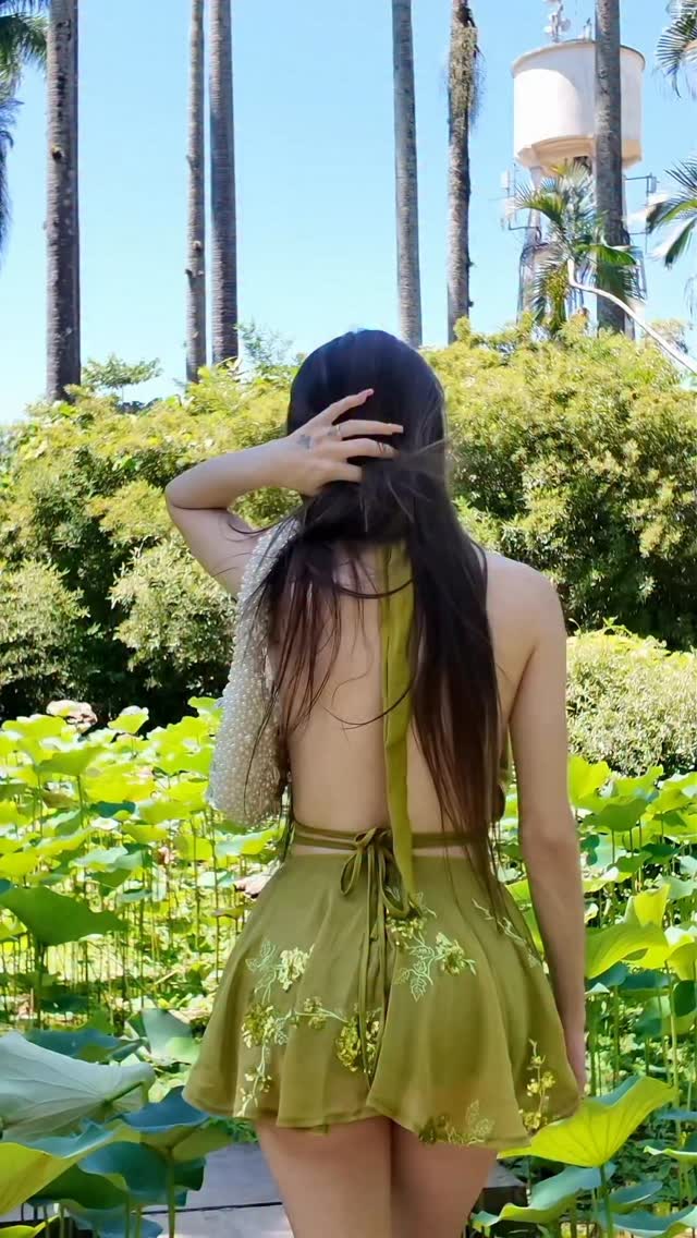 Espera…

Jardín botánico ⛲️🌱 porn video - Secreto Mio