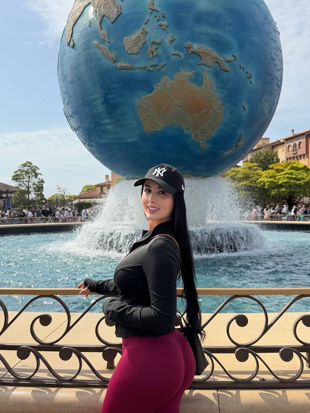 Siendo muy feliz 👸🏻✨🙏🏼 #disneyseatokyo porn video - Secreto Mio