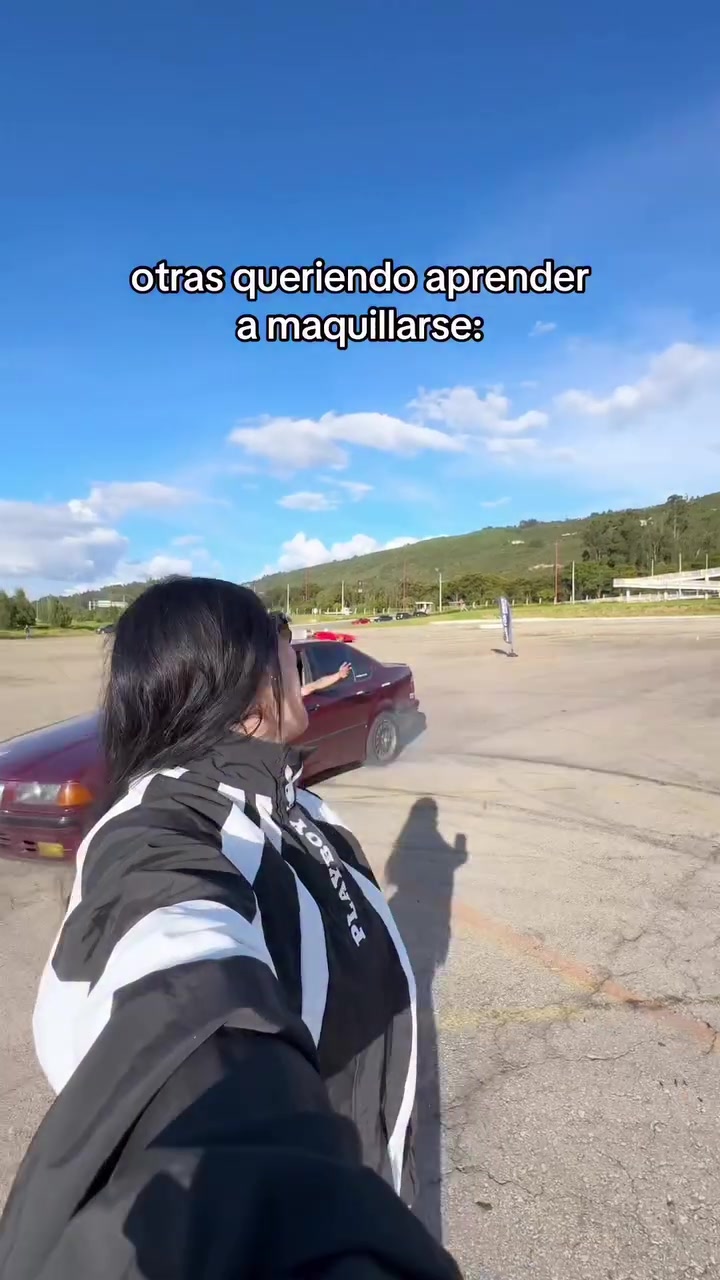 también quiero aprender a maquillarme 😅 porn video - Secreto Mio