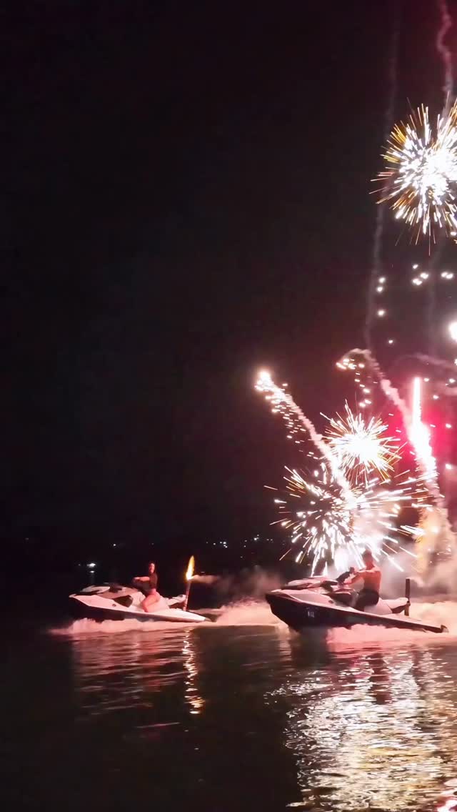 No importa cuantos años, meses o días pasen tú siempre vas a ser uno de los amigos más importantes en mi vida y GRAN parte de mi trayectoria, un amigo como tu por más que se aleje siempre vuelve donde fue feliz JAJAJAJAA TE AMO 👊🏼🥷🏻 los que saben… sabennnn  🩷 porn video - Secreto Mio