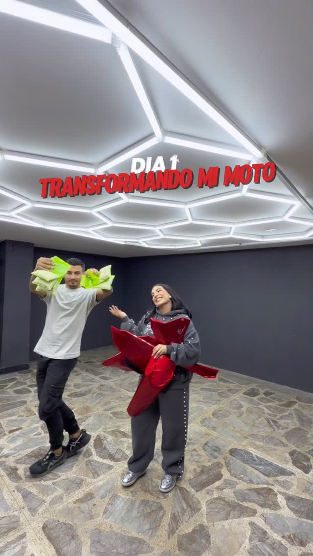 DÍA 1 DEL PROYECTO ✨PONERLE MÁS DE 100.000 CRISTALES A LA CRF250✨ porn video - Secreto Mio