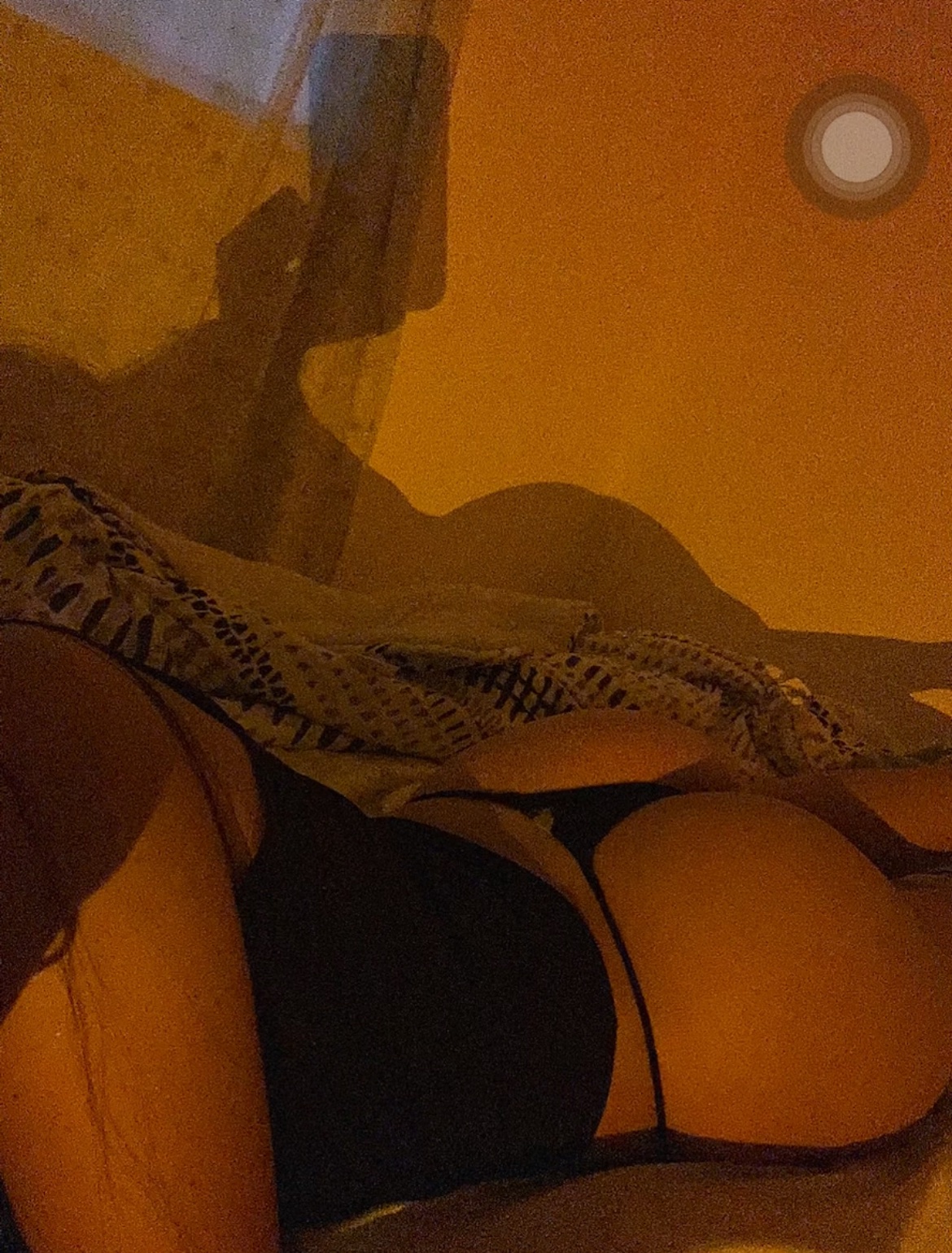 Laura Daniela aesthetic photo - Secreto Mio