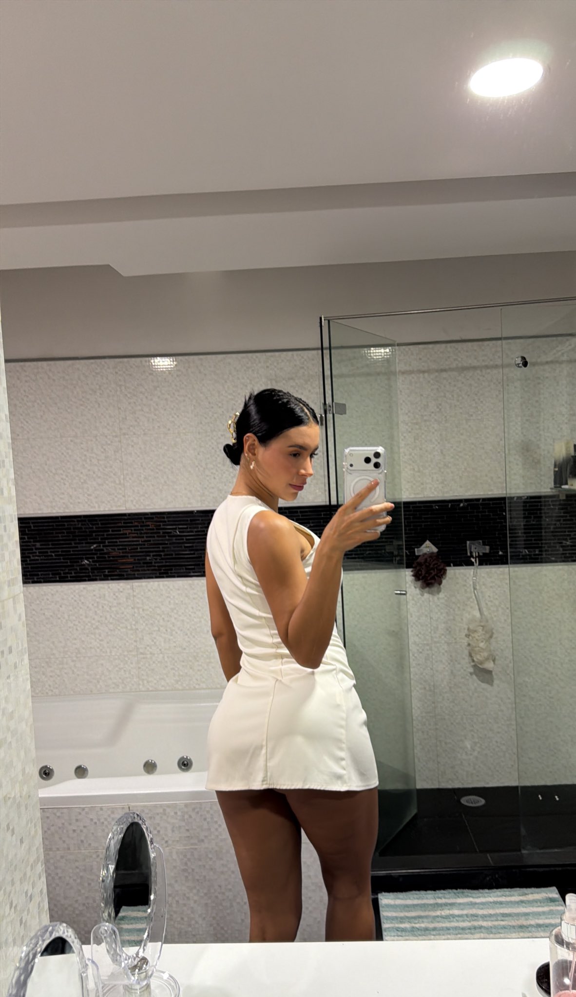 If you look at me a lot... you may like me too much 😉💫 porn video - Secreto Mio