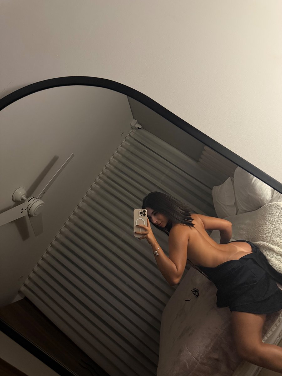 good night 🎁🌙.. porn video - Secreto Mio