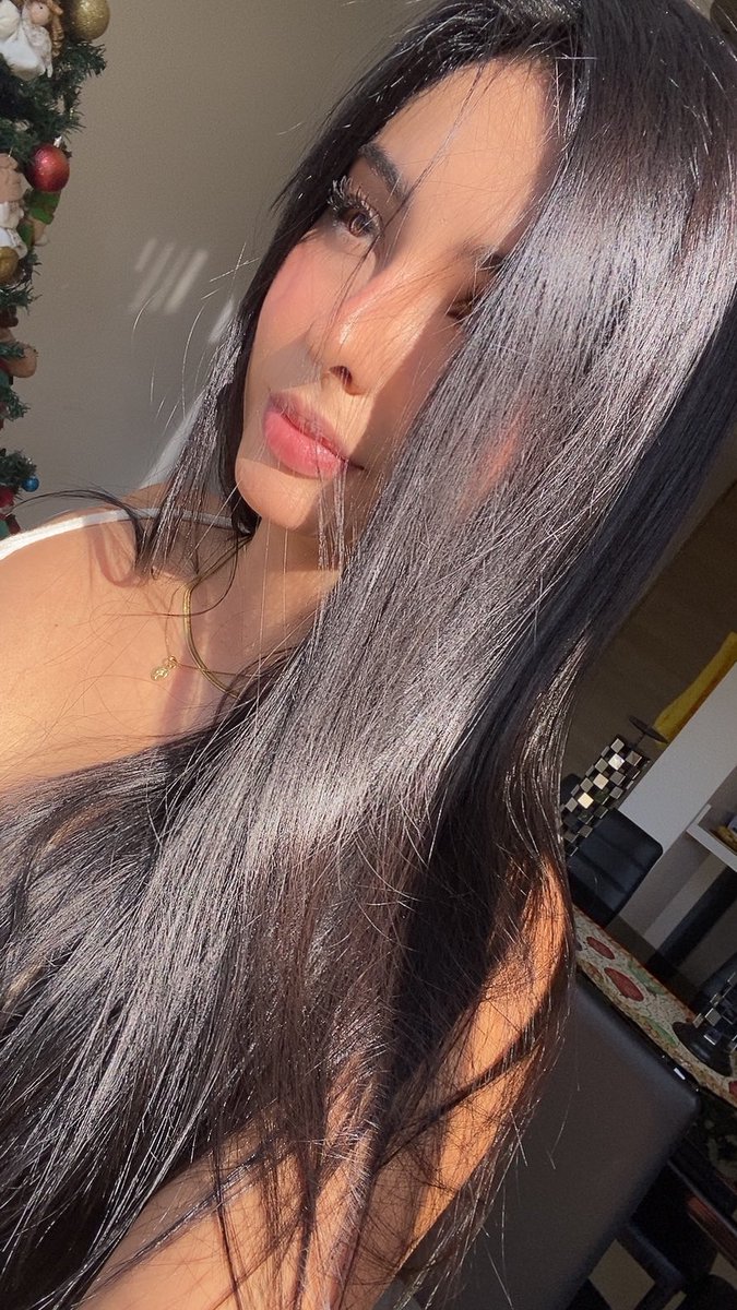 Laura Garcia aesthetic photo - Secreto Mio