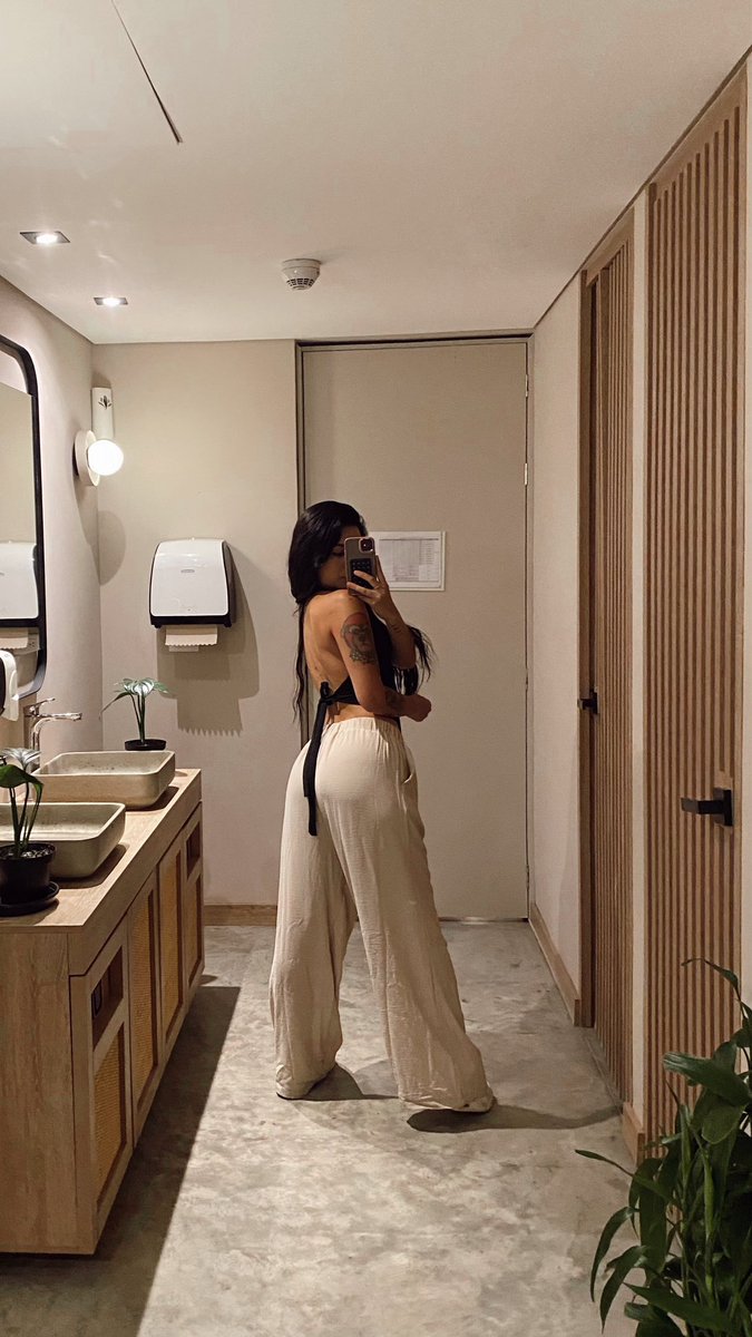 Laura Garcia aesthetic photo - Secreto Mio