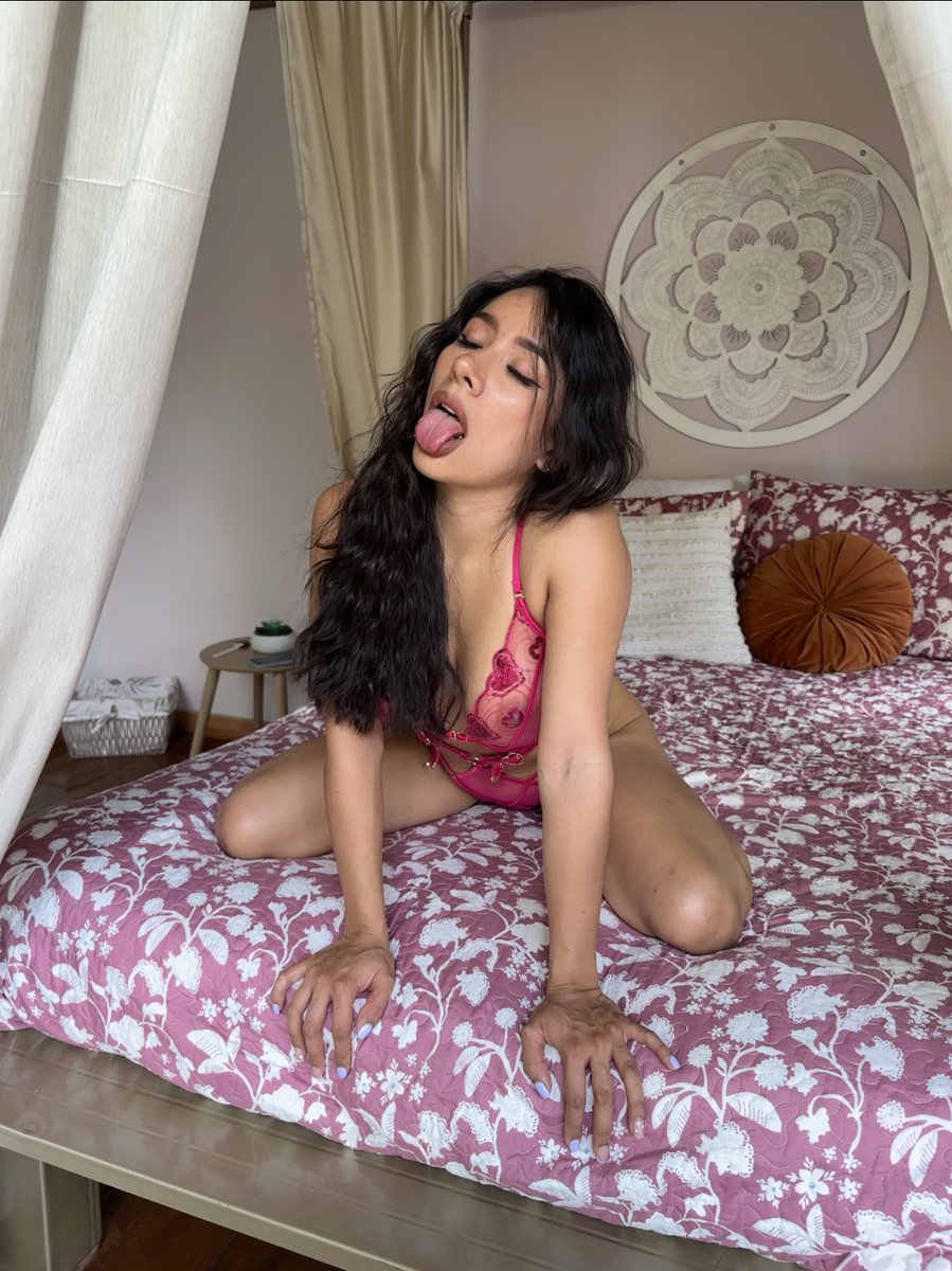 Jessika Riivas aesthetic photo - Secreto Mio