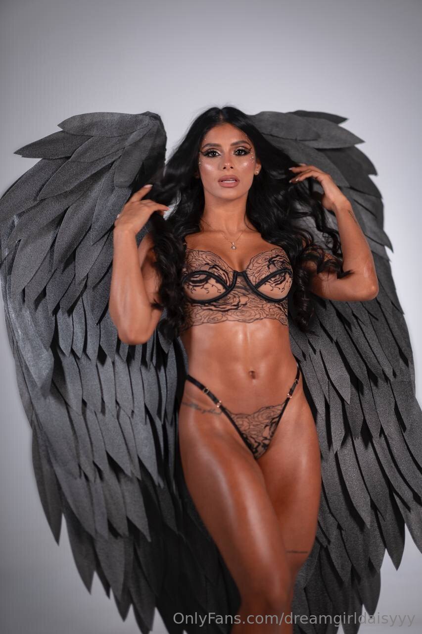 Julieth Alzate aesthetic photo - Secreto Mio