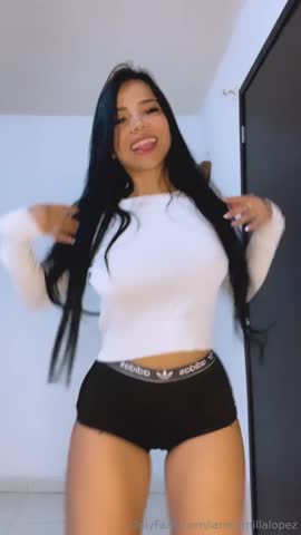 Camilla Lopez porn video - Secreto Mio