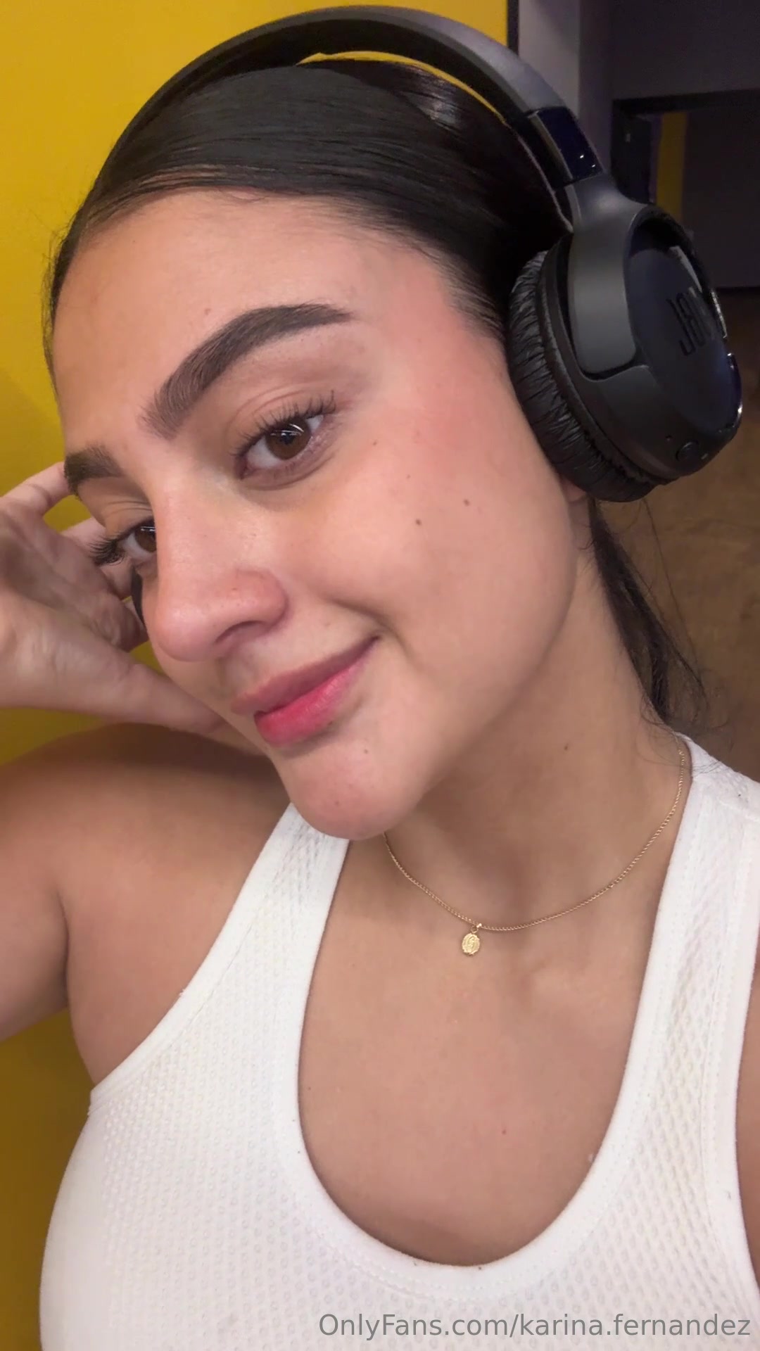 Video by Karina Fernandez porn video - Secreto Mio