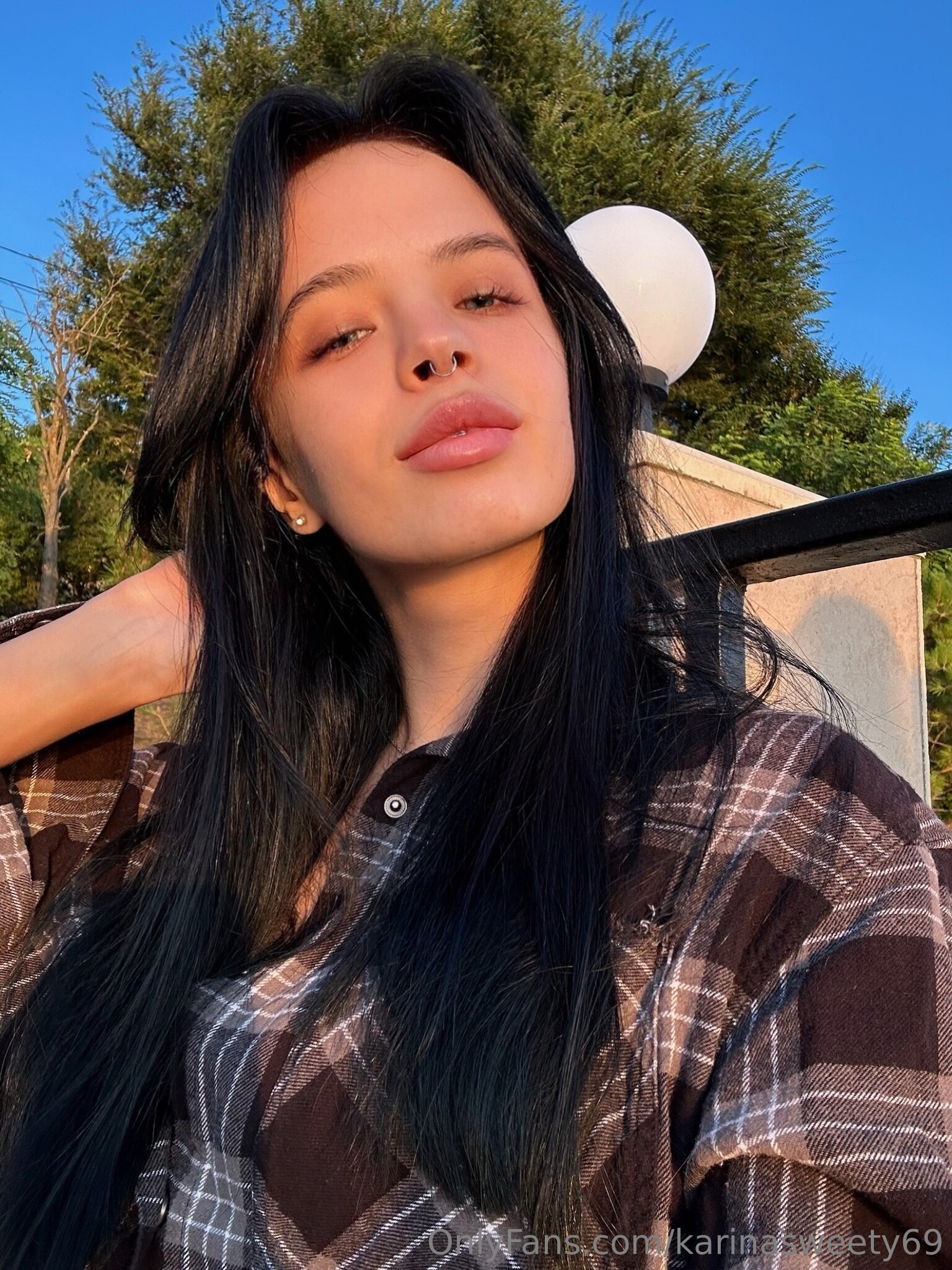 Karina aesthetic photo - Secreto Mio