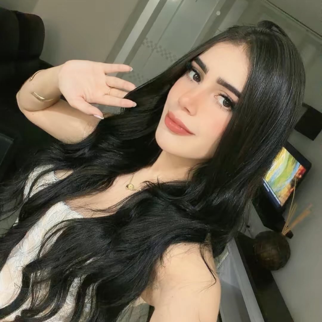 Nattie Latina influencer | Secreto Mio