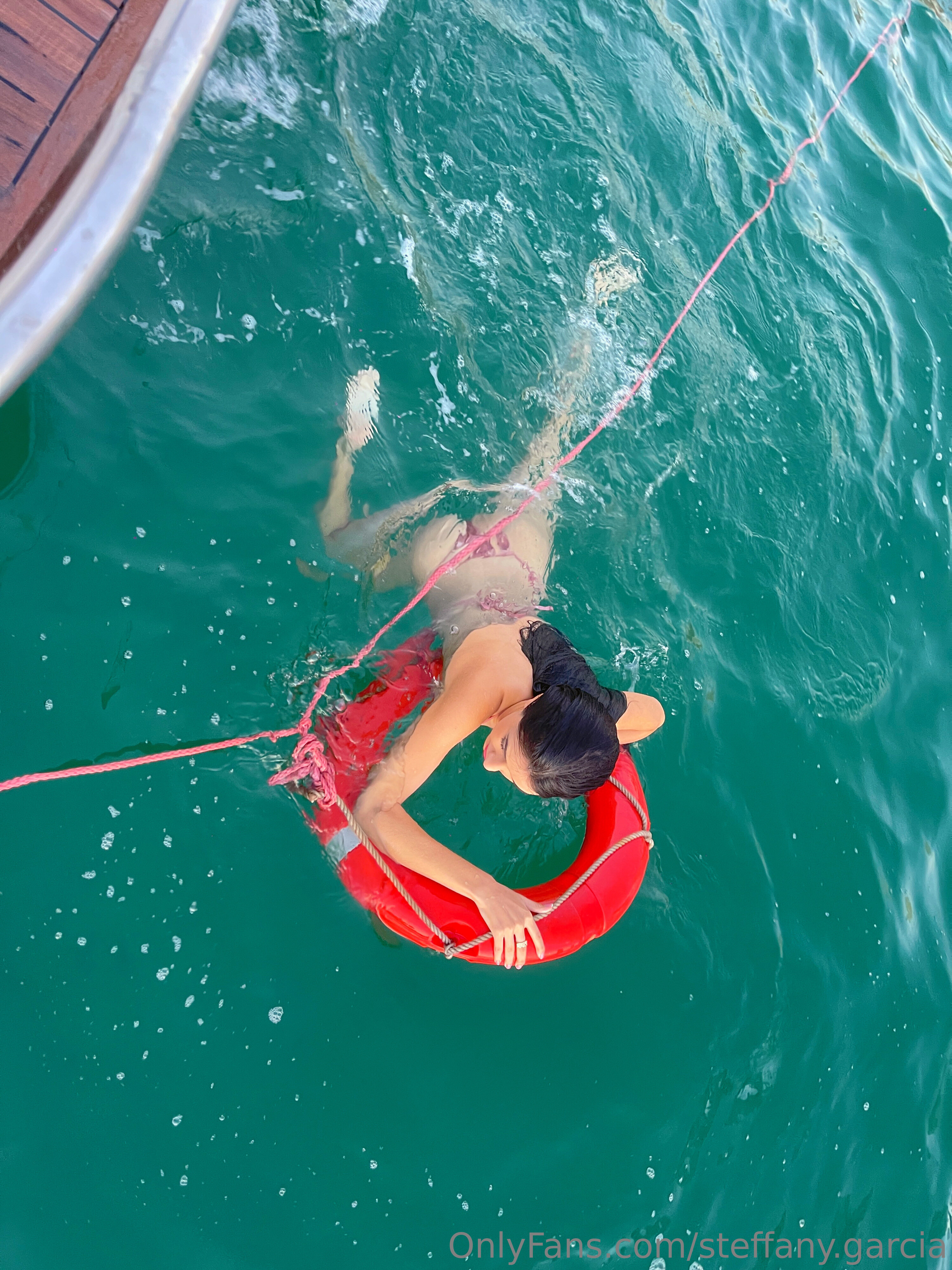 Steffany Garcia aesthetic photo - Secreto Mio